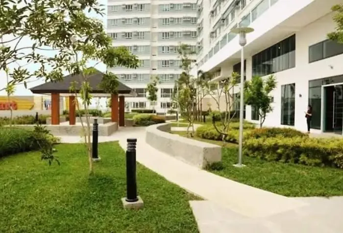 Regesuites * Manila